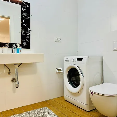 Appartement Joy Campeador 85 *